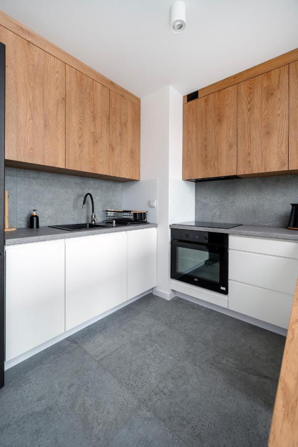 9Th Floor Lodz Manufaktura Apartments With Parking By Rentujemy المظهر الخارجي الصورة