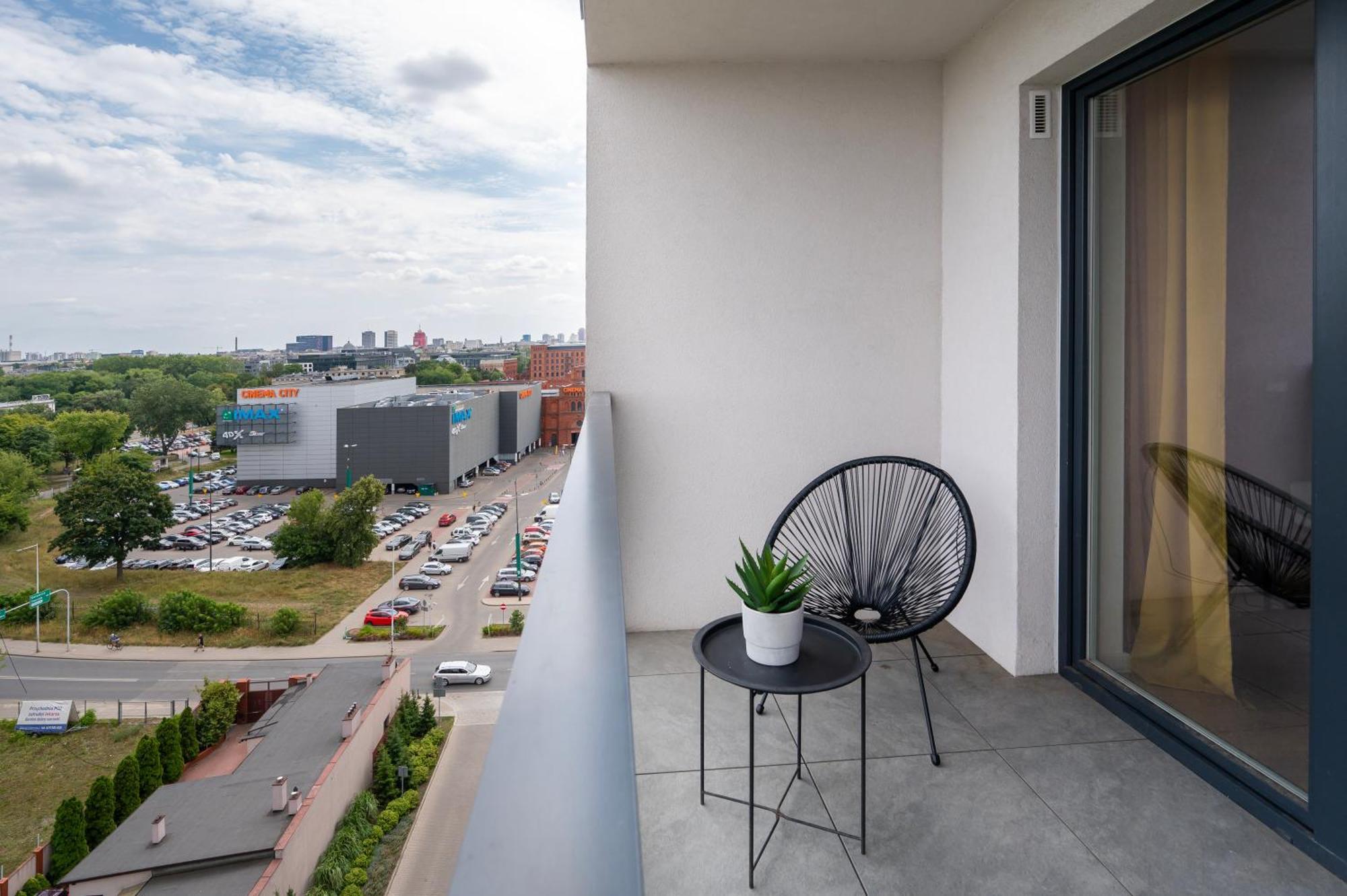 9Th Floor Lodz Manufaktura Apartments With Parking By Rentujemy المظهر الخارجي الصورة